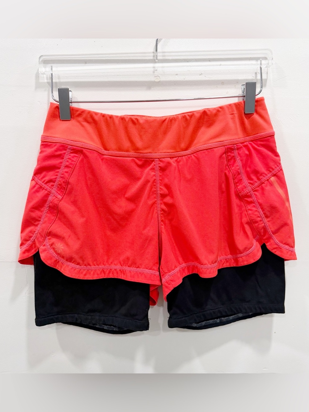 Athleta 2-in-1 Pulse Shorts Orange Black Lined Running Small Athletic
